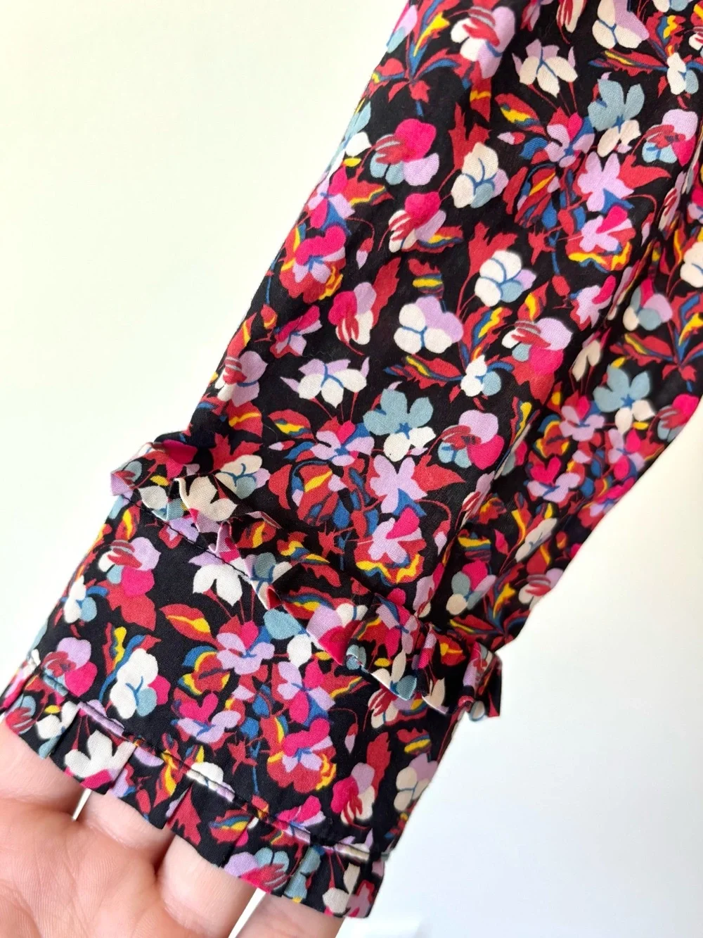 J. Crew Liberty Floral Print Sarah Button Down Front Neck Tie Preppy Black Pink - Picture 6 of 12